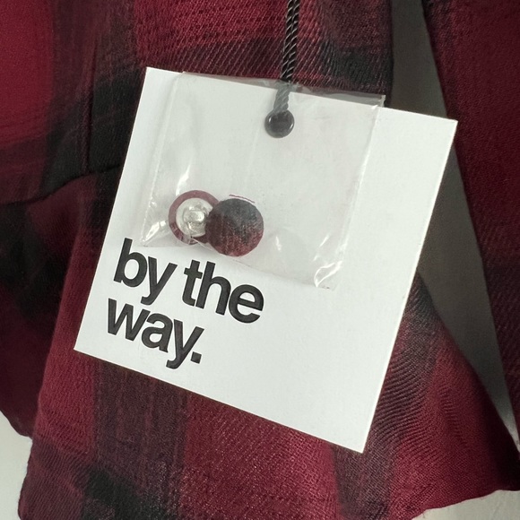 NWT Revolve superdown BY THE WAY Flannel Puff Sleeve top - Picture 6 of 6